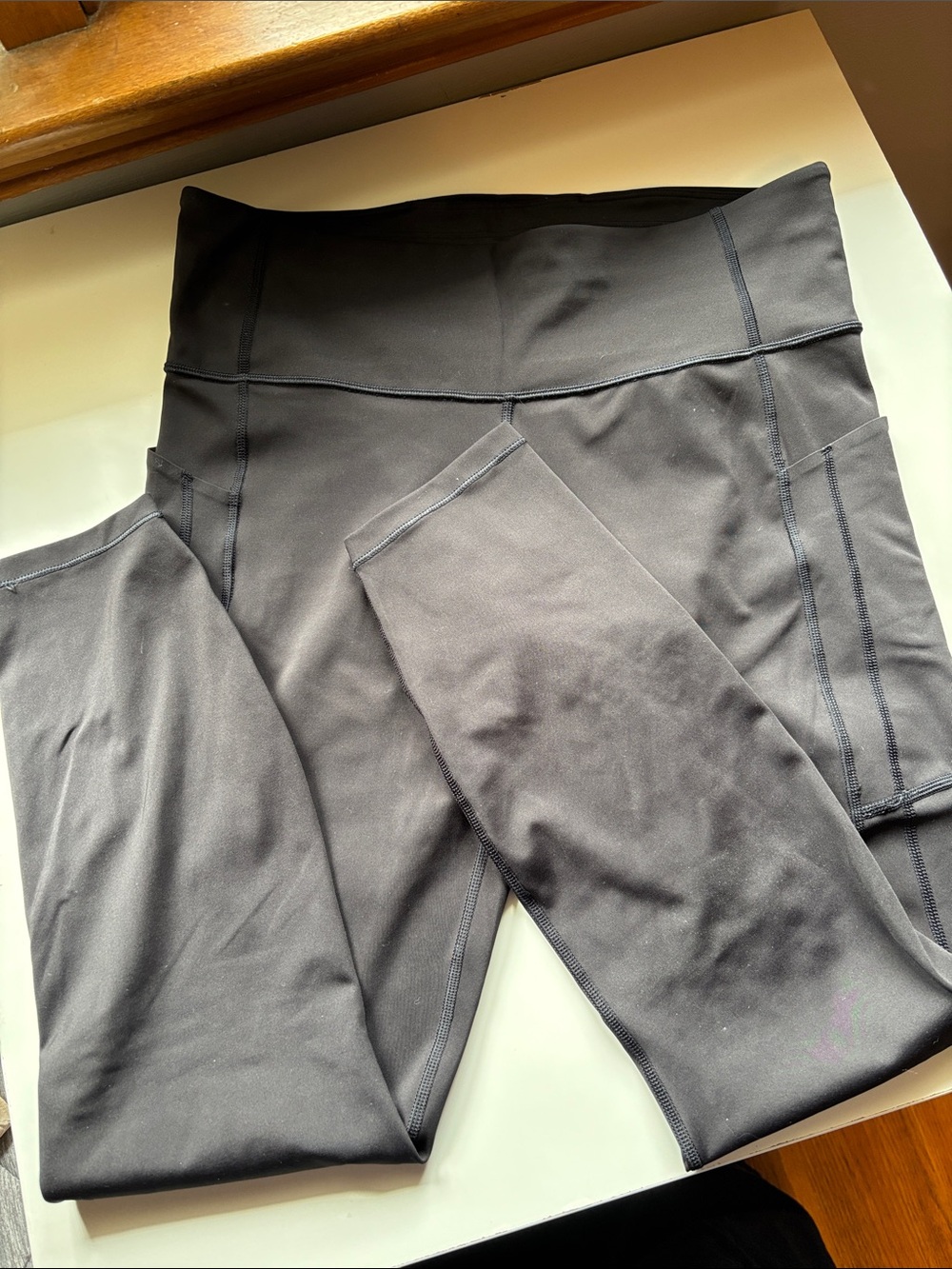 Athleta Ultimate Stash Tight